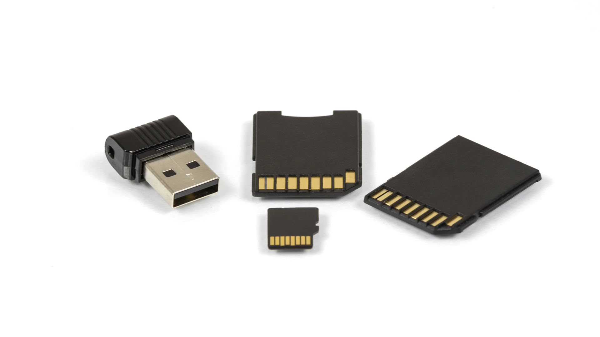 Different ways to store data: SD-cards, USB